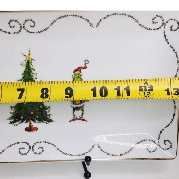 Rectangular Serving Tray How The Grinch Stole Christmas Serving Tray - Picture 3 of 5
